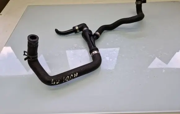 Audi A6 S6 C5 4B Engine coolant pipe/hose 968133783G 958133783G
