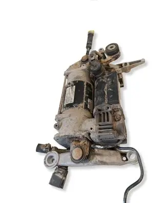Audi Q7 4L Air suspension compressor/pump 7L0616879