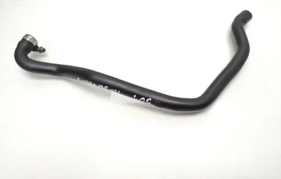 Volvo S80 Breather/breather pipe/hose 30757220