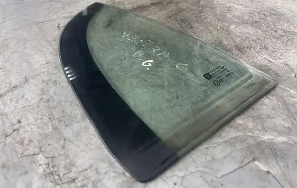 Opel Vectra C Rear vent window glass 
