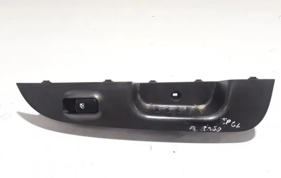 KIA Carens II Electric window control switch 935801D500
