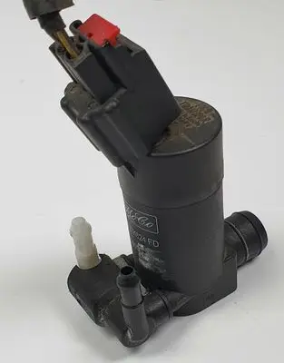 Ford Focus Windscreen/windshield washer pump 1S71-17K624-FD