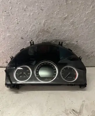 Mercedes-Benz C W204 Speedometer (instrument cluster) A2049004300