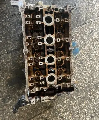 Volkswagen PASSAT B5.5 Engine head 06A103373A