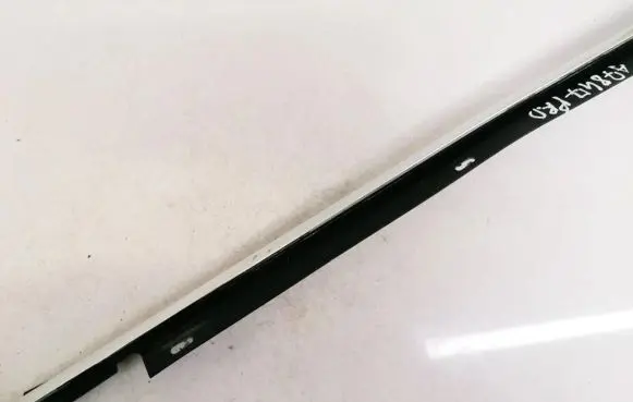 Audi A6 S6 C6 4F Front door glass trim molding 4F0853284C