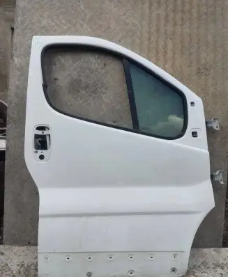 Renault Trafic II (X83) Front door