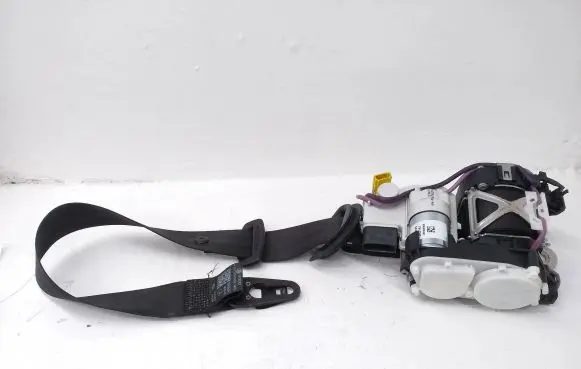 Audi A8 S8 D4 4H Front seatbelt 4H0857705A