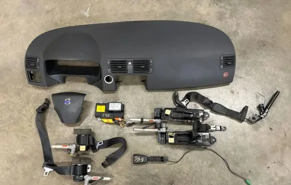 Volvo S40 Airbag set with panel 30722599 30615725