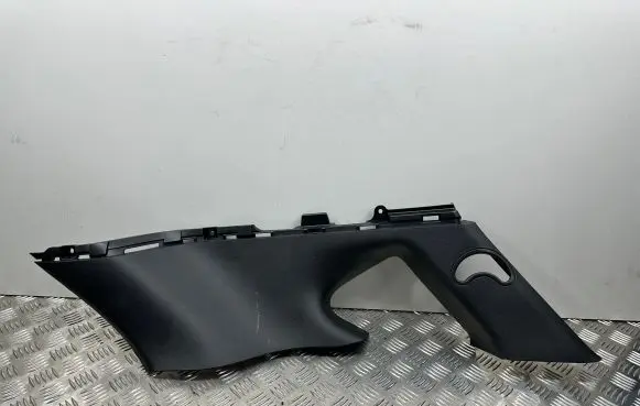 Hyundai Tucson TL (C) pillar trim 85861D7000