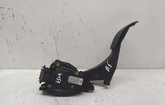Volkswagen Golf IV Accelerator throttle pedal 1J1721503H 6PV00777001