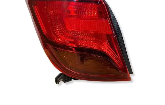 Toyota Yaris Rear/tail lights E417489 0D166