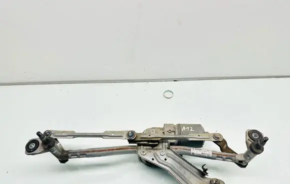 Volkswagen Touran III Front wiper linkage and motor 5TB955023A 3397021898