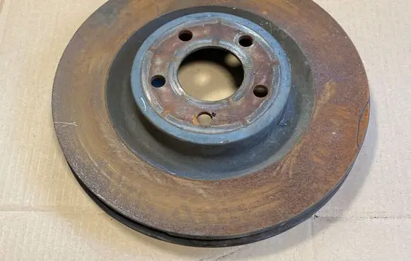 Ford Explorer VI Front brake disc