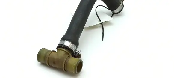 BMW 7 E23 Engine coolant pipe/hose 11531285251