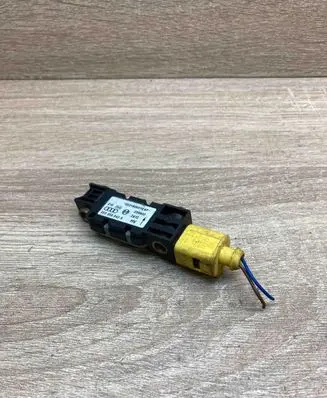 Audi A4 S4 B6 8E 8H Airbag deployment crash/impact sensor 8E0959643A USED