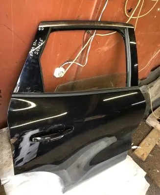 Ford Kuga III Rear door