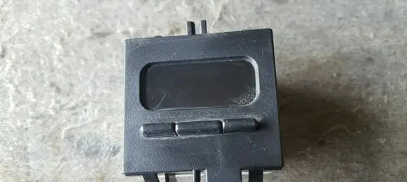 Renault Megane I Screen/display/small screen 7700421037