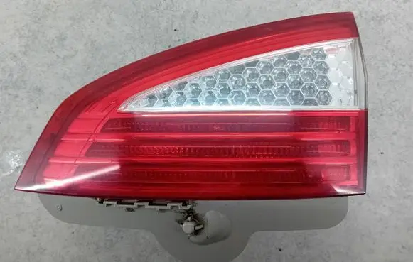 Ford Mondeo MK IV Tailgate rear/tail lights 
