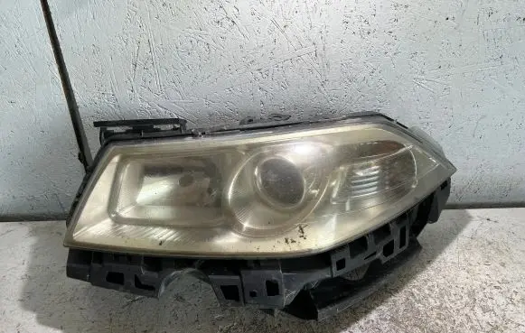 Renault Megane II Headlight/headlamp 893127306 89312730 8200412741E