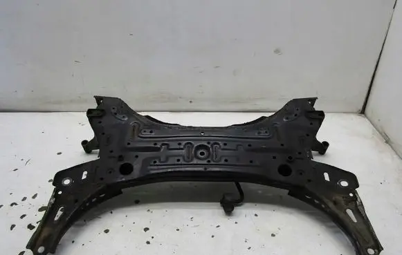 Suzuki Swift III Front axle beam KRIS235789