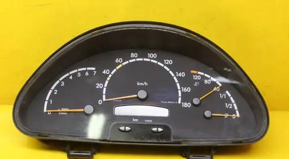 Mercedes-Benz Sprinter W901 W902 W903 W904 Speedometer (instrument cluster)