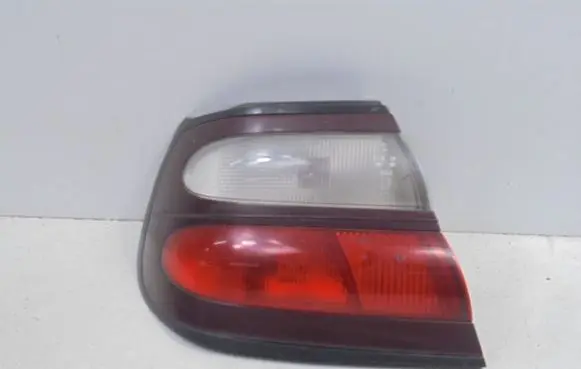 Nissan Almera Rear/tail lights BA75EB18
