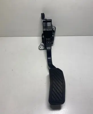 Mazda 2 Accelerator throttle pedal K42387410