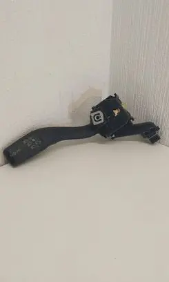 Audi A3 S3 8P Indicator stalk 8P0953513E 10002271