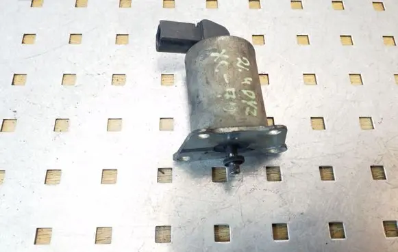Volvo XC70 EGR valve 53411462