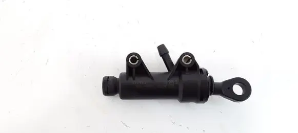 BMW 3 E46 Clutch master cylinder 1163899