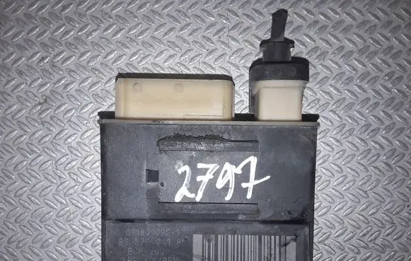 Coolant fan relay