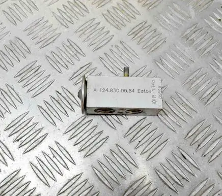 Mercedes-Benz SL R129 Air conditioning (A/C) expansion valve A1248300084 1248300084
