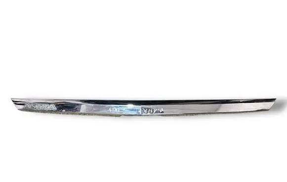 Opel Astra H Trunk door license plate light bar 13223917