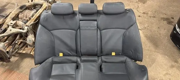 Lexus IS 220D-250-350 Rear seat 