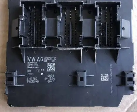 Volkswagen Jetta VI Other control units/modules 5K0937087AC