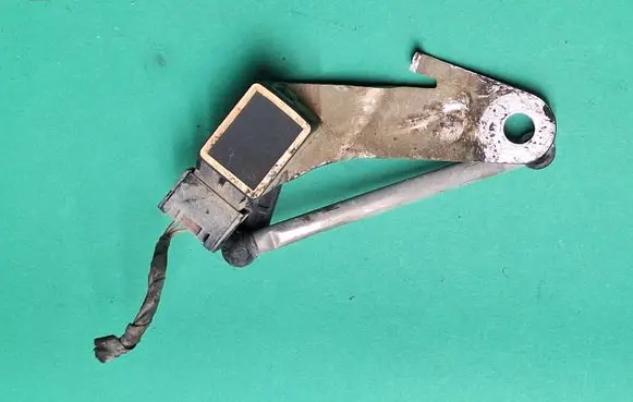 BMW 5 E60 E61 Headlight/headlamp level sensor 1093697