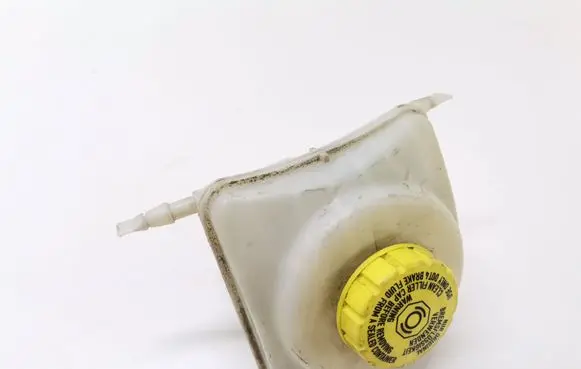 Porsche Panamera (970) Brake fluid reservoir 97035501300