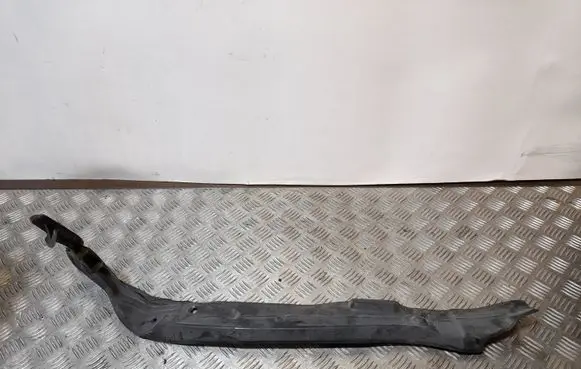 Audi Q7 4L Fender end trim 4L0821112