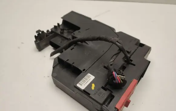 Mercedes-Benz GLK (X204) Fuse module A2075401550