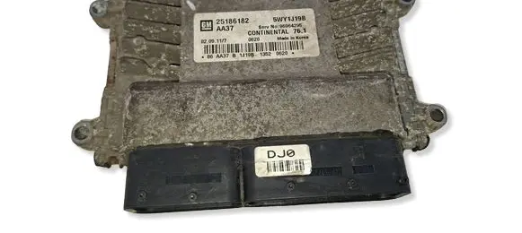 Chevrolet Cruze Engine control unit/module 25186182 5WY1J19B 96964295