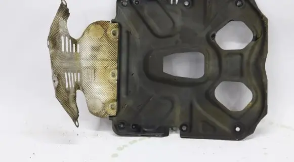 Mazda 6 Engine splash shield/under tray 222