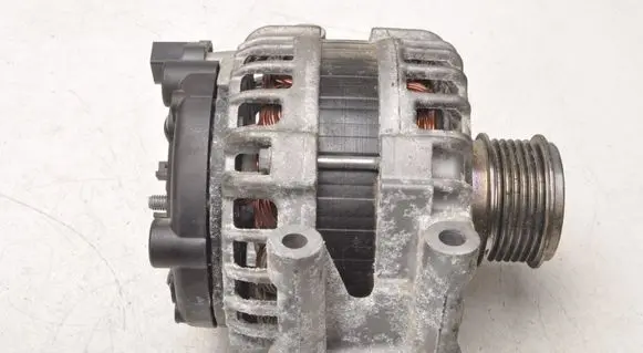 Seat Leon (5F) Generator/alternator 06K903024A