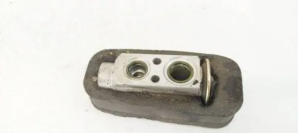 Air conditioning (A/C) expansion valve