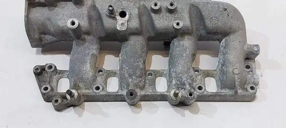 Opel Zafira B Intake manifold 55212586