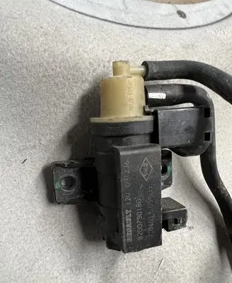 Renault Scenic II - Grand scenic II Turbo solenoid valve 8200790180 70181405