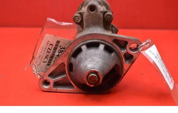 Toyota Yaris Starter motor 281000J050
