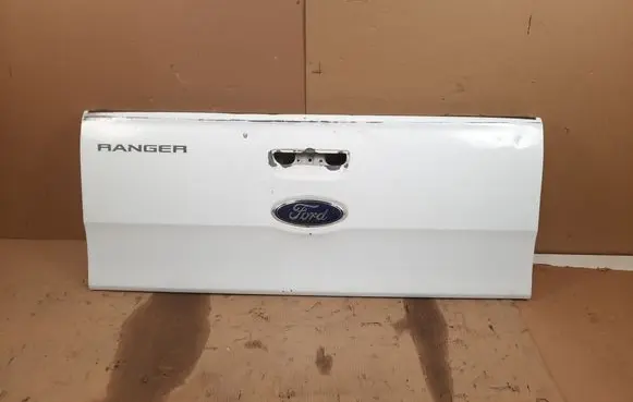 Ford Ranger Pick-up truck tonneau cover 