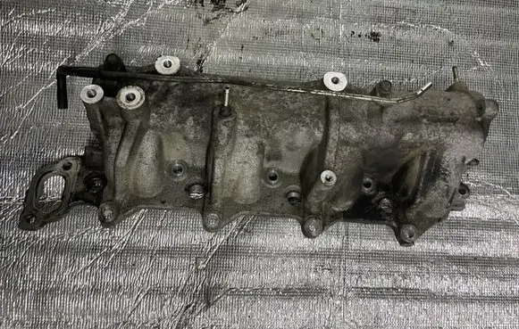 Mazda 3 II Intake manifold