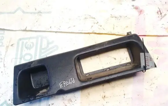 Volkswagen PASSAT B4 Glove box 3a1857923b