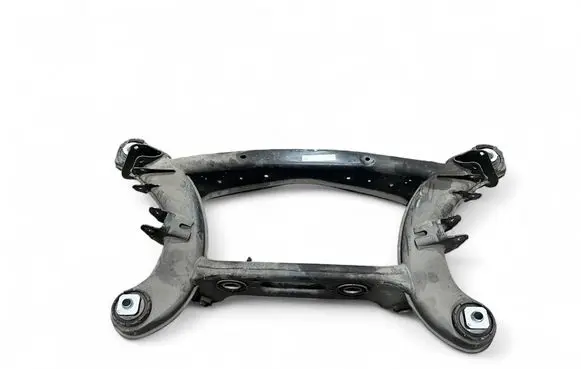 Mercedes-Benz C W205 Rear subframe 2053506933 2417964 090418